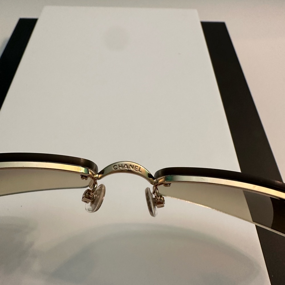 Vintage 2000 Chanel Brown Gradient Rimless Lens Style - Picture 6 of 7